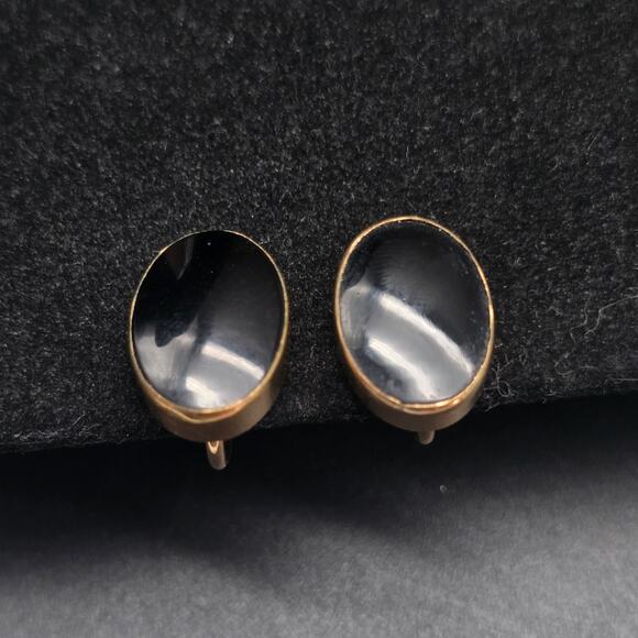 Van Dell 12K Gold Filled Screw Back Earrings Black Oval - Picture 1 of 10